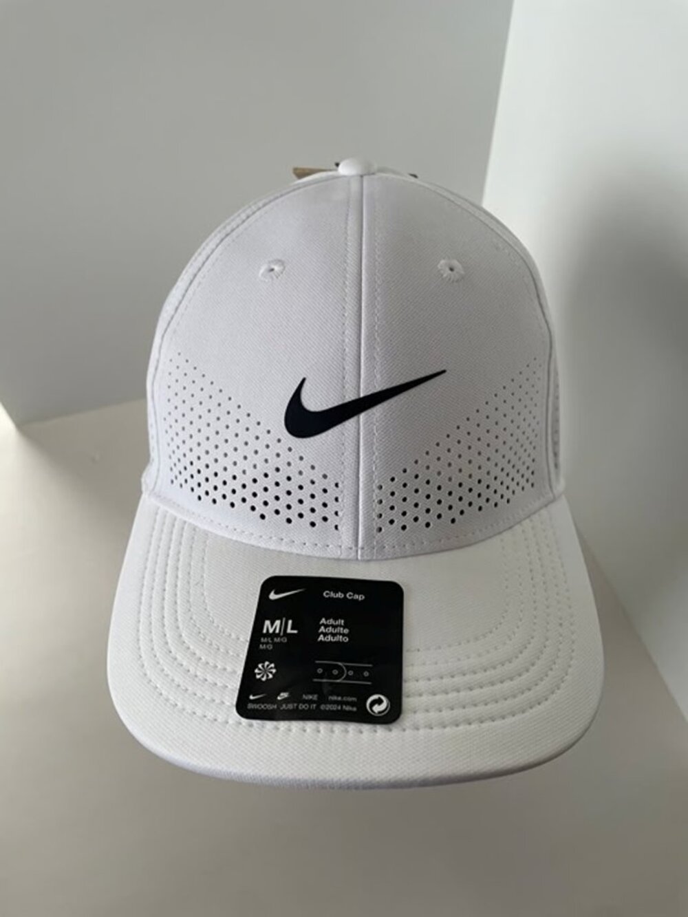 Nike Dri-FIT ADV Club Cap - White M/L - Structured Snapback NEW Unisex